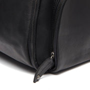 Leather Garment Bag Finlay til Kvinder - Lateral Side Profile View Showing Sleeve Cut &amp; Athletic Taper Fit