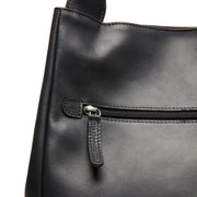Fioline Full-Grain Leather Handbag til Kvinder - Lateral Side Profile View Showing Sleeve Cut &amp; Athletic Taper Fit