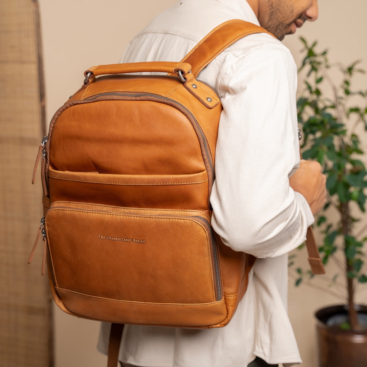 Austin Full-Grain Leather Laptop Backpack til Kvinder – alternate product view 2