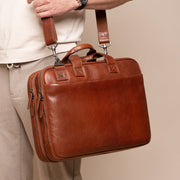 Iseo Full-Grain Leather Laptop Bag til Mænd – alternate product view 2