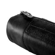 Close-Up Detail of Classic Collar &amp; Heavy-Duty Zipper Hardware on Leather Pencil Case Lea til Kvinder