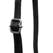 Tailored Rib Cuffs &amp; Hem Craftsmanship Construction Detail on Langley Full-Grain Leather Phone Bag til Kvinder