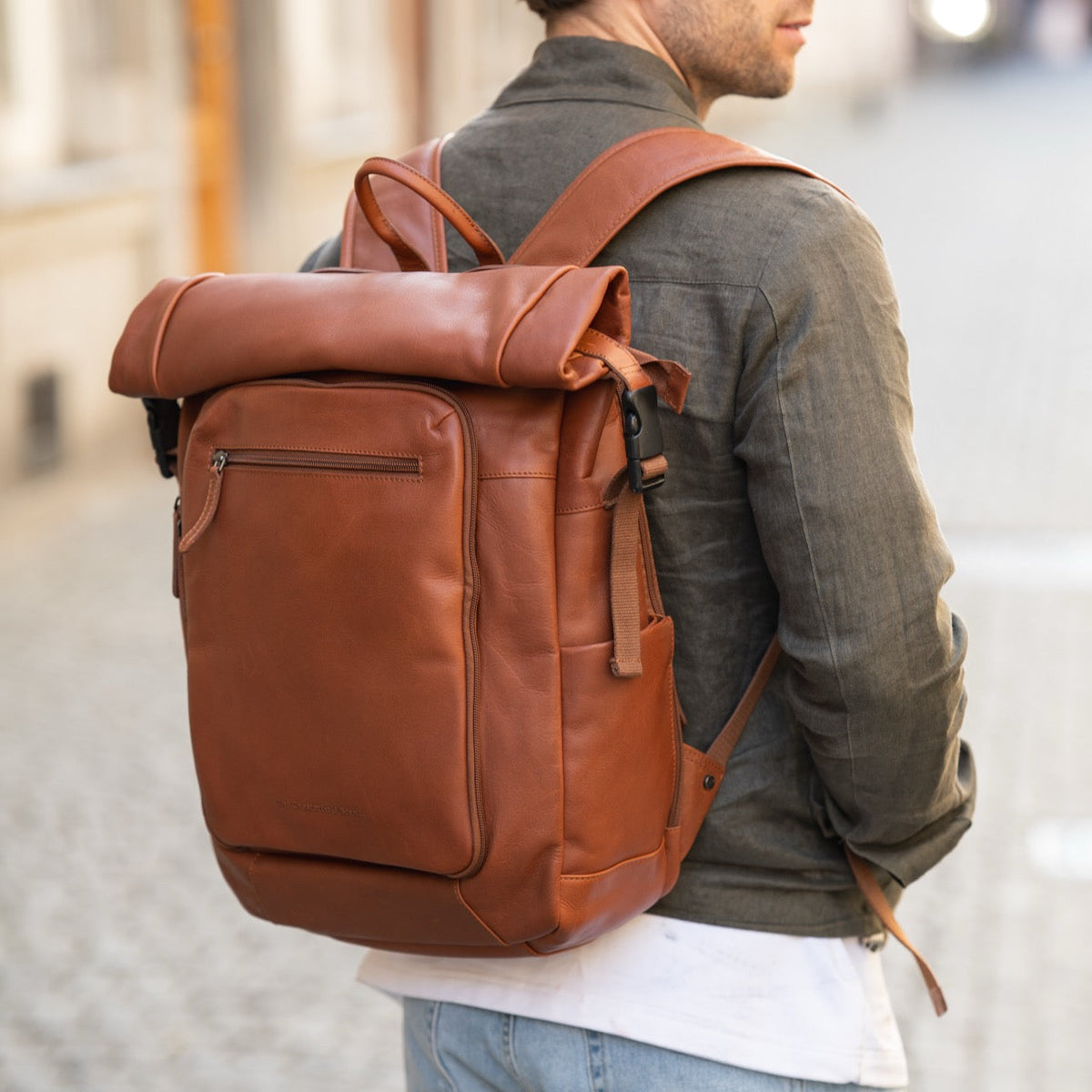 Remo Full-Grain Leather Roll-top Backpack til Kvinder – alternate product view 2