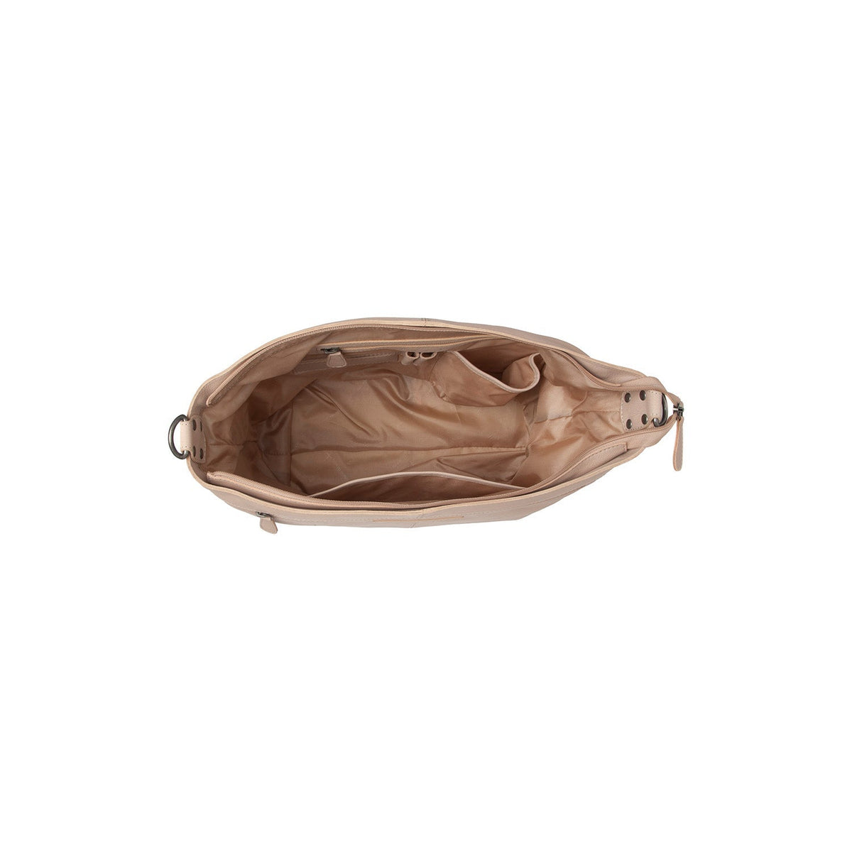 
100% Full-Grain Wax Pull-Up 100% Full-Grain Leather Grain Texture & Handcrafted Patina Detail