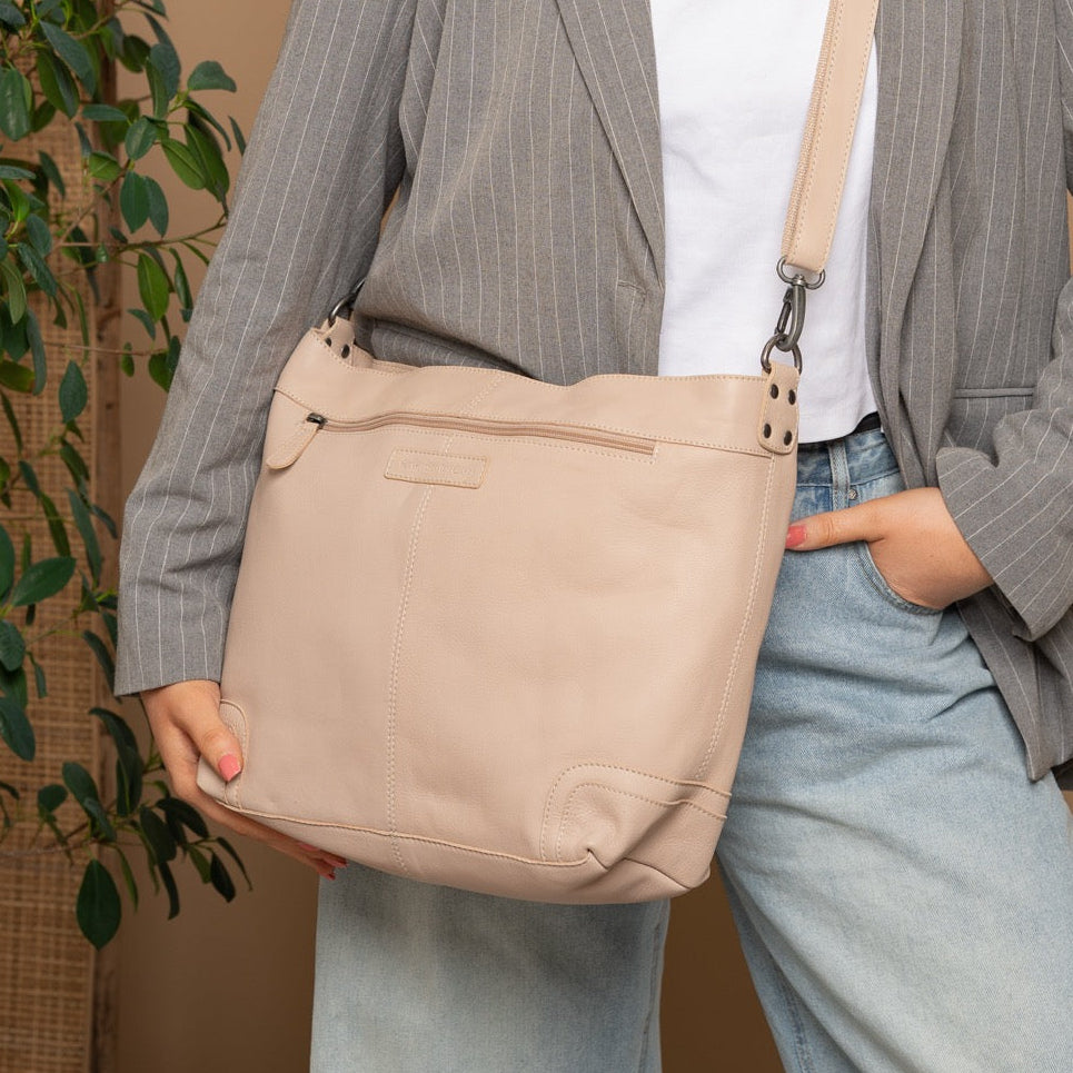 
Classic 100% Full-Grain leather Bag - Bagfra med forstærkede læderremme og syninger