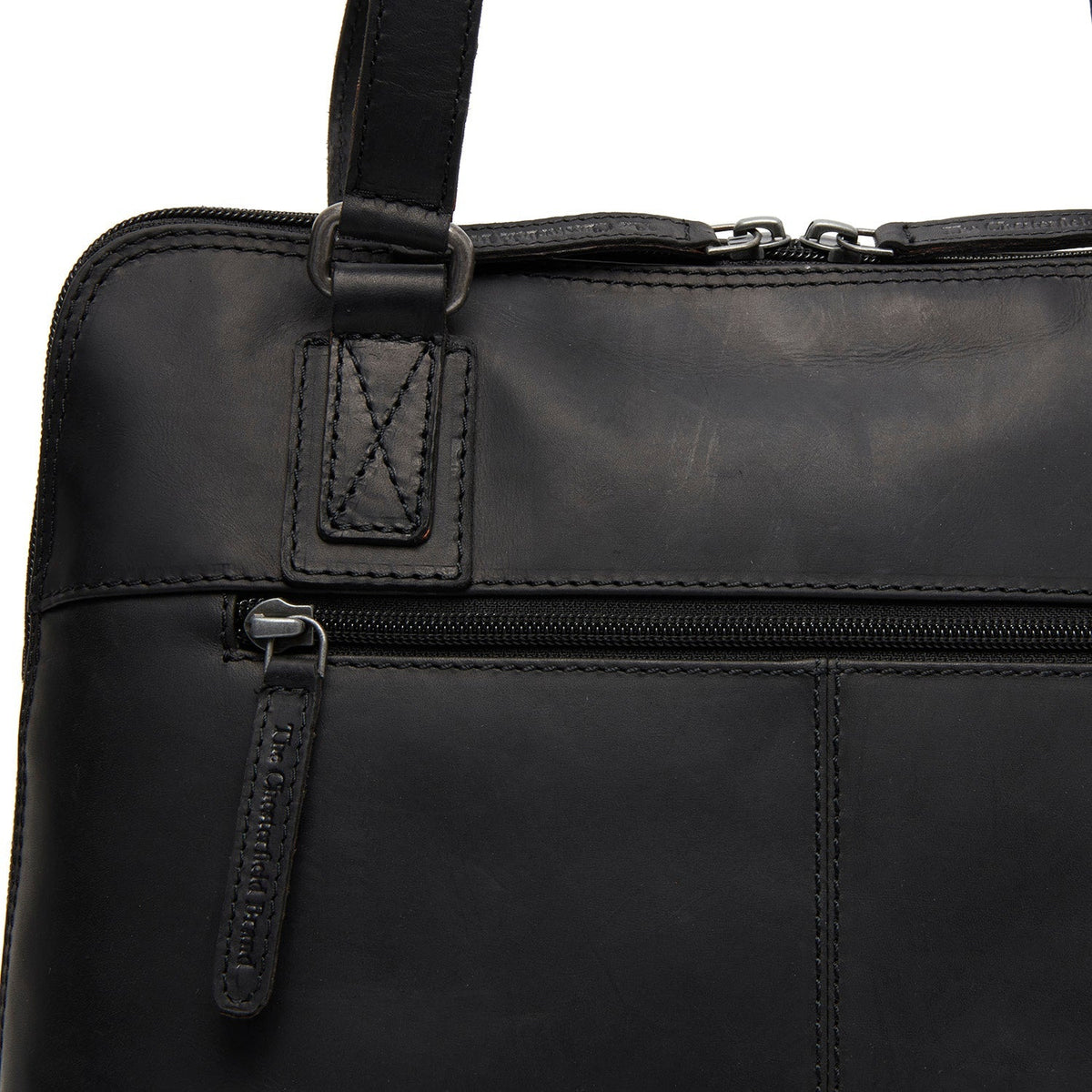 
Indvendig visning Showing Dedicated Padded Laptop Sleeve & Multi-Compartment Organization