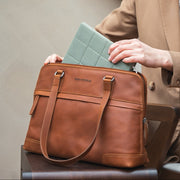 
Branson Skuldertaske i læder – alternate product view 2