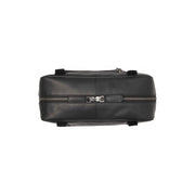 Solid Antique Brass Hardware &amp; Heavy-Duty Dual Zipper Detail on Fenno Full-Grain Leather Shoulder Bag til Kvinder