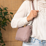 Irving Full-Grain Leather Shoulder Bag til Kvinder – alternate product view 3