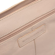 Solid Antique Brass Hardware &amp; Heavy-Duty Dual Zipper Detail on Zarita Full-Grain Leather Shoulder Bag til Kvinder