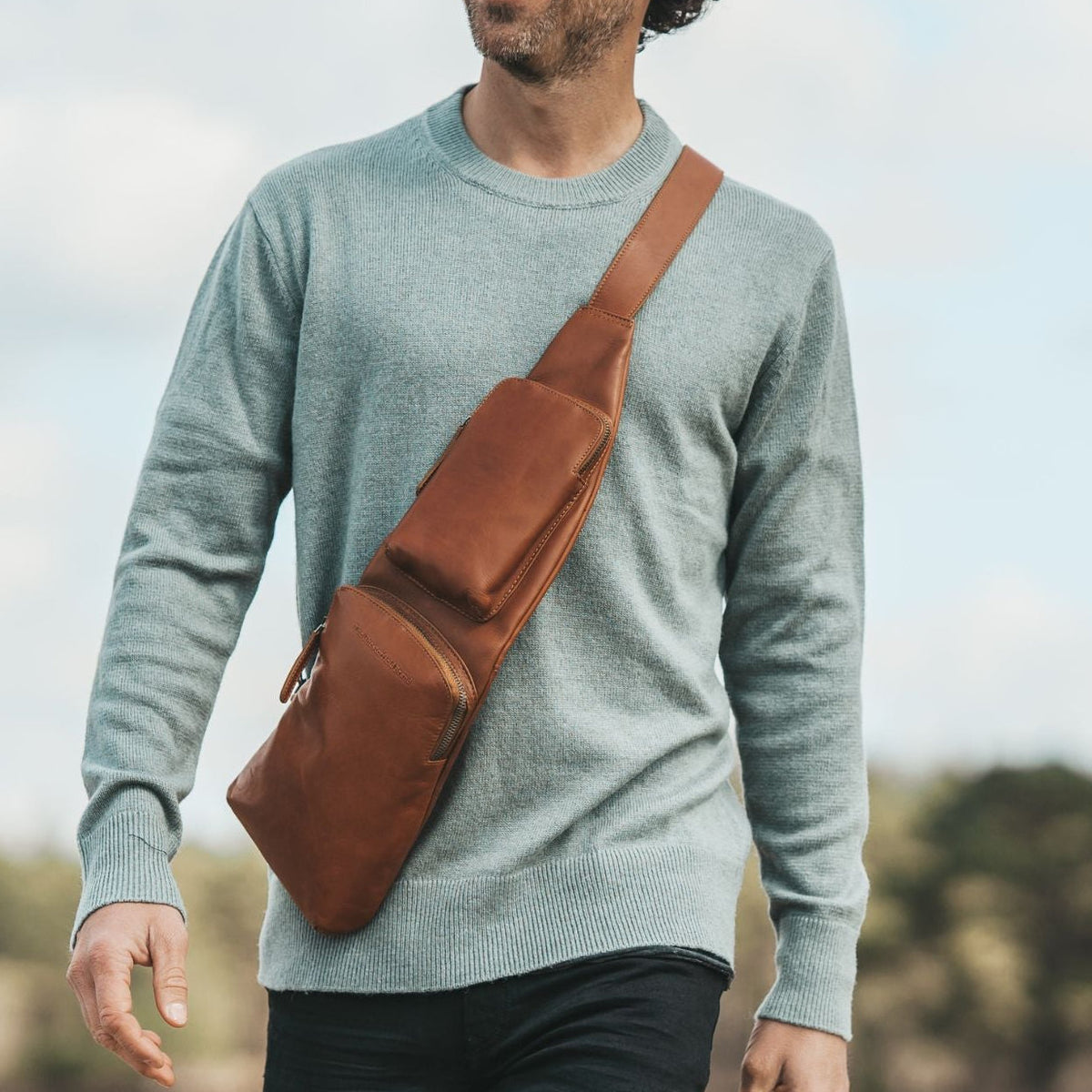 Leather Sling Bag Logan til Kvinder – alternate product view 2