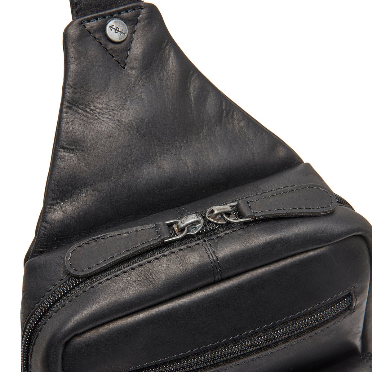 Solid Antique Brass Hardware &amp; Heavy-Duty Dual Zipper Detail on Leather Sling Bag Turelle til Kvinder