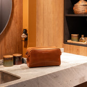 Stefan Full-Grain Leather Toiletry Bag til Kvinder – alternate product view 2