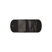 Solid Antique Brass Hardware &amp; Heavy-Duty Dual Zipper Detail on Newton Full-Grain Leather Wallet til Kvinder