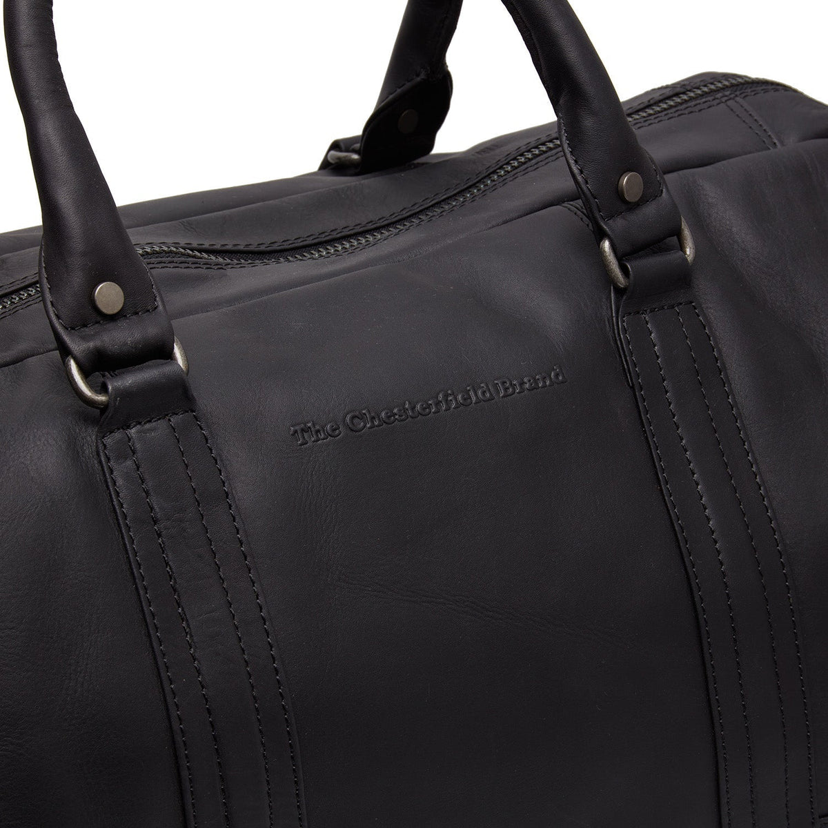 Solid Antique Brass Hardware &amp; Heavy-Duty Dual Zipper Detail on Melbourne Full-Grain Leather Weekender Bag til Kvinder