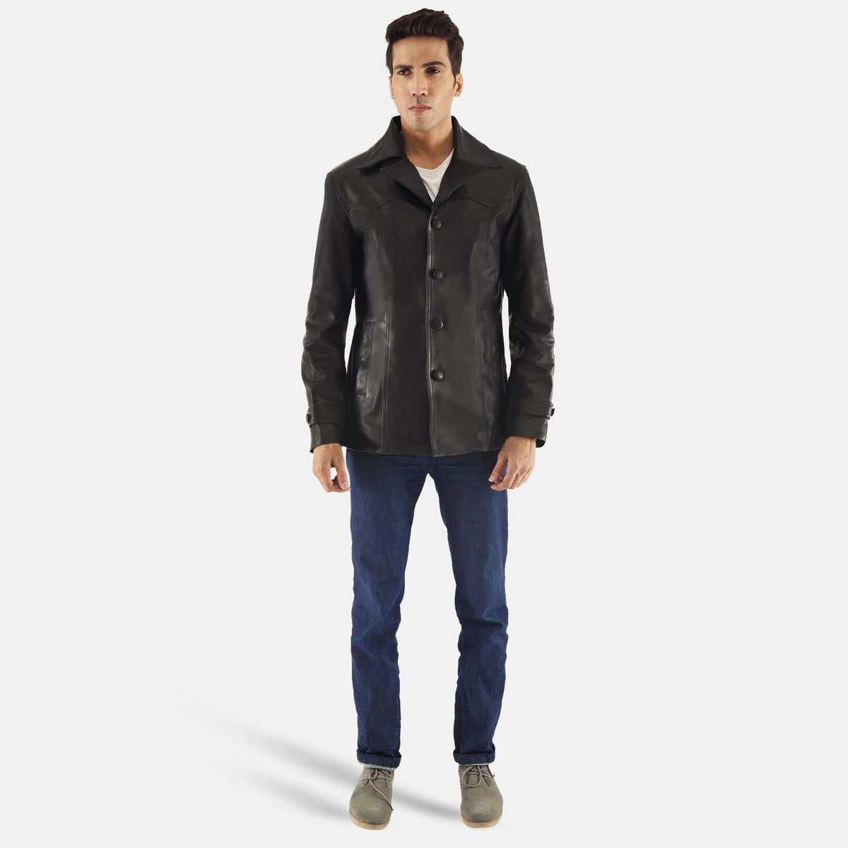 Leo Sort Leather Coat til Mænd - Lateral Side Profile View Showing Sleeve Cut &amp; Athletic Taper Fit