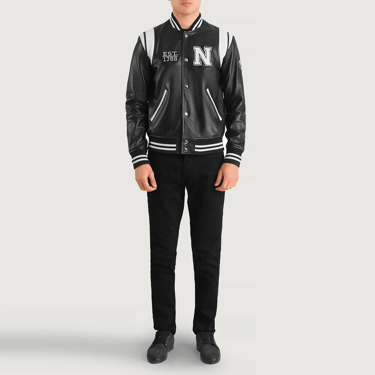 Liberte New York Sort Leather Varsity Læderjakke til Mænd - Lateral Side Profile View Showing Sleeve Cut &amp; Athletic Taper Fit