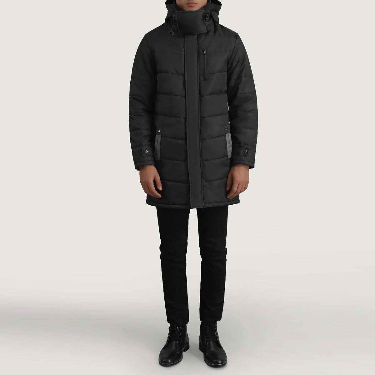 
Moore Sort Hooded Parka til Mænd - Sideprofil med ergonomisk ærmesnit