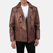 Close-Up Detail of Notch &amp; Buttons Hardware on Mr. Bailey Brun Leather Naval Peacoat til Mænd
