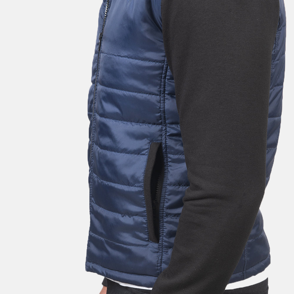 
Indvendig visning Showing Viscose lining & To funktionelle inderlommer