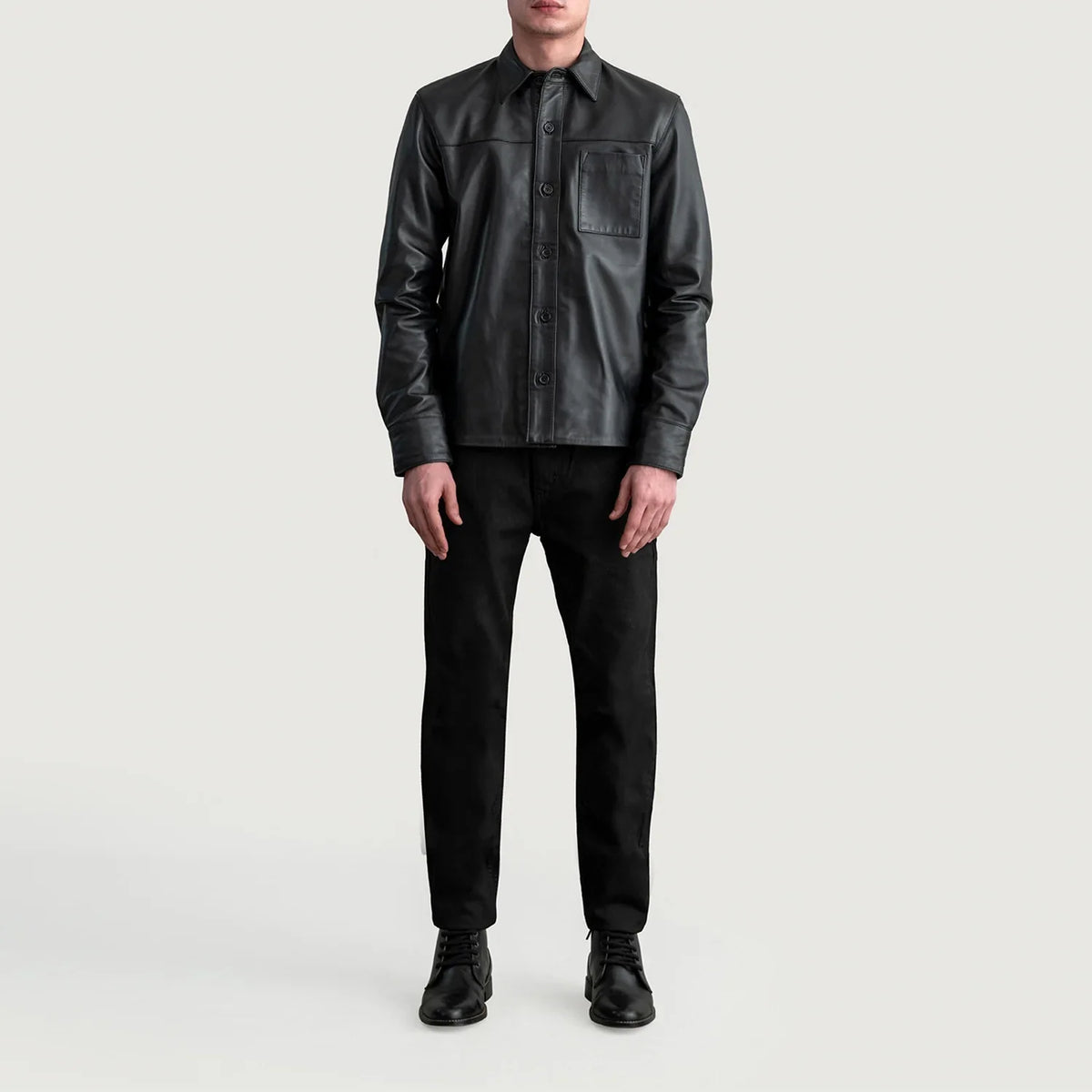 
Nærbillede of Shirt & Buttons Hardware on Scout Sort Leather Shirt til Mænd