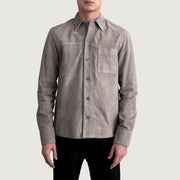 
Scout Grey Suede Leather Shirt til Mænd - Sideprofil med ergonomisk ærmesnit