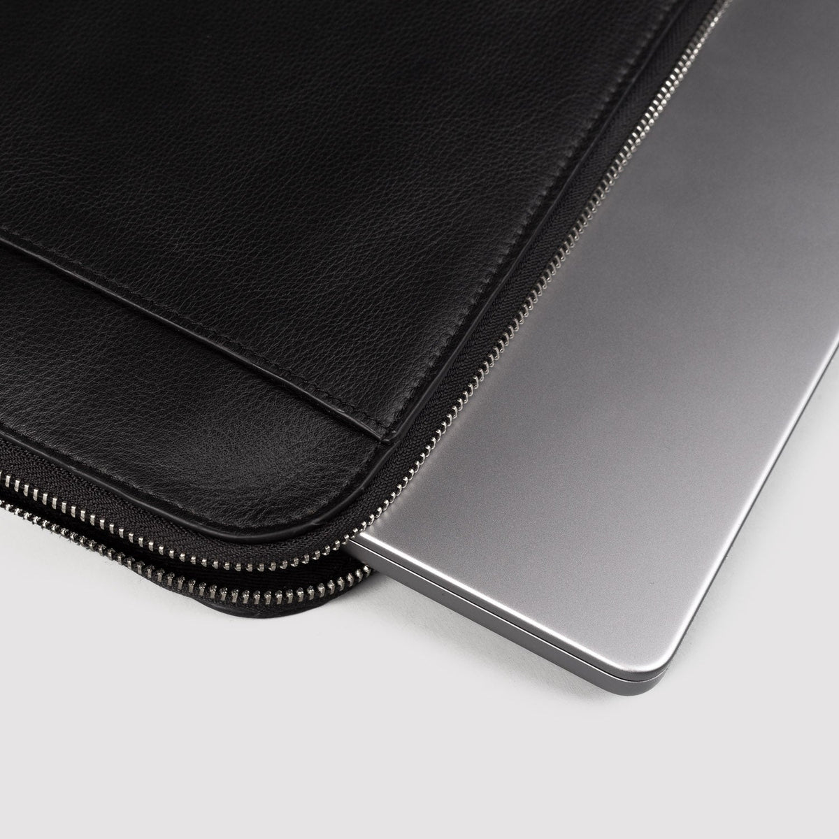 
The Baxter Leather Laptop Sleeve til Damer til Damer – alternate product view 4