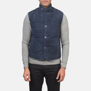 Close-Up Detail of Notch with removable throat latch &amp; Button Hardware on Men's Tony Blue Suede Vest til Mænd