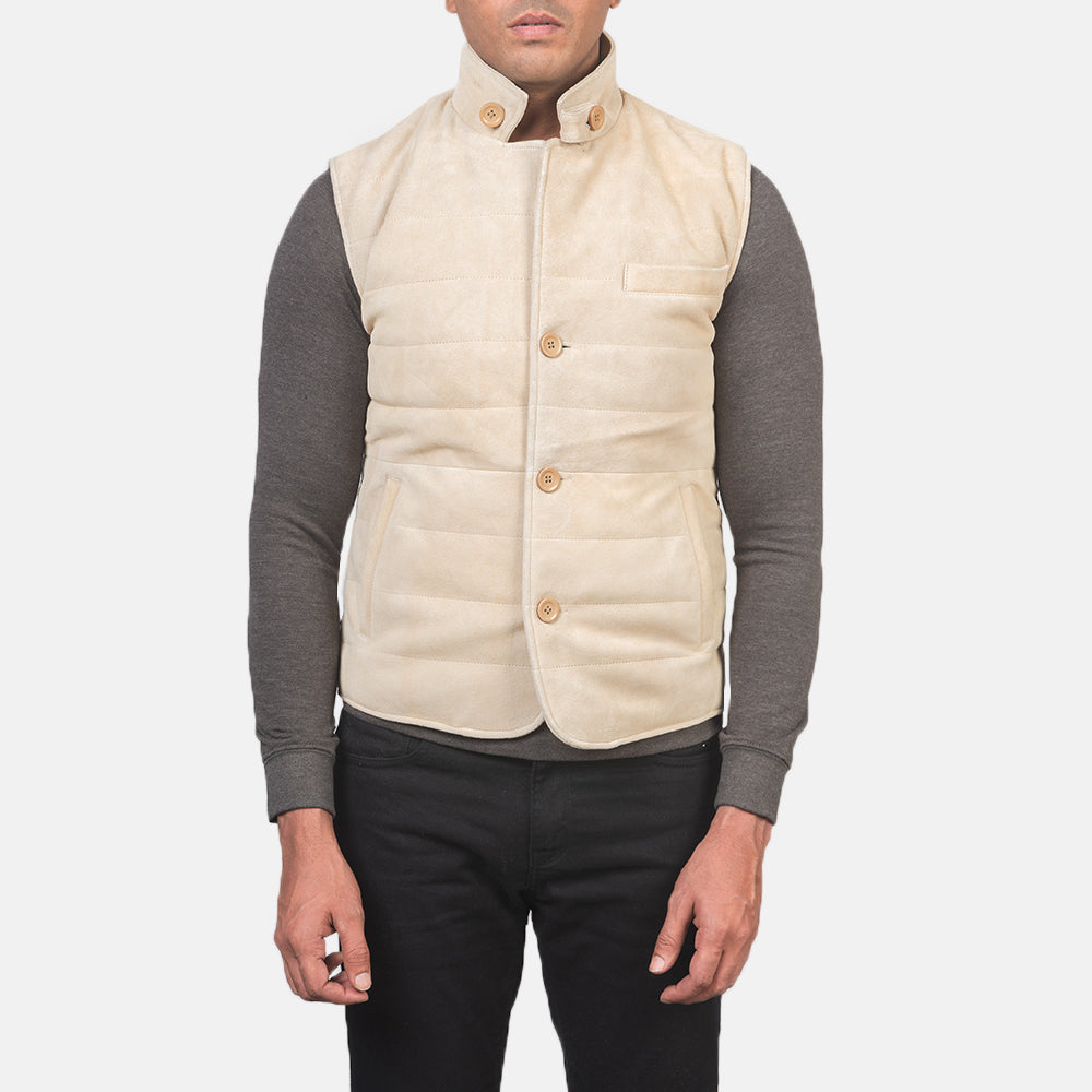 
Nærbillede of Notch with removable throat latch & Button Hardware on Tony Off-White Suede Vest til Mænd til Mænd