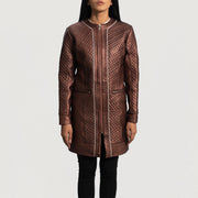 
Nærbillede of Classic Collar & Zipper Hardware on Trudy Lane Quiltet Kastanjebrun Læderfrakke til Damer