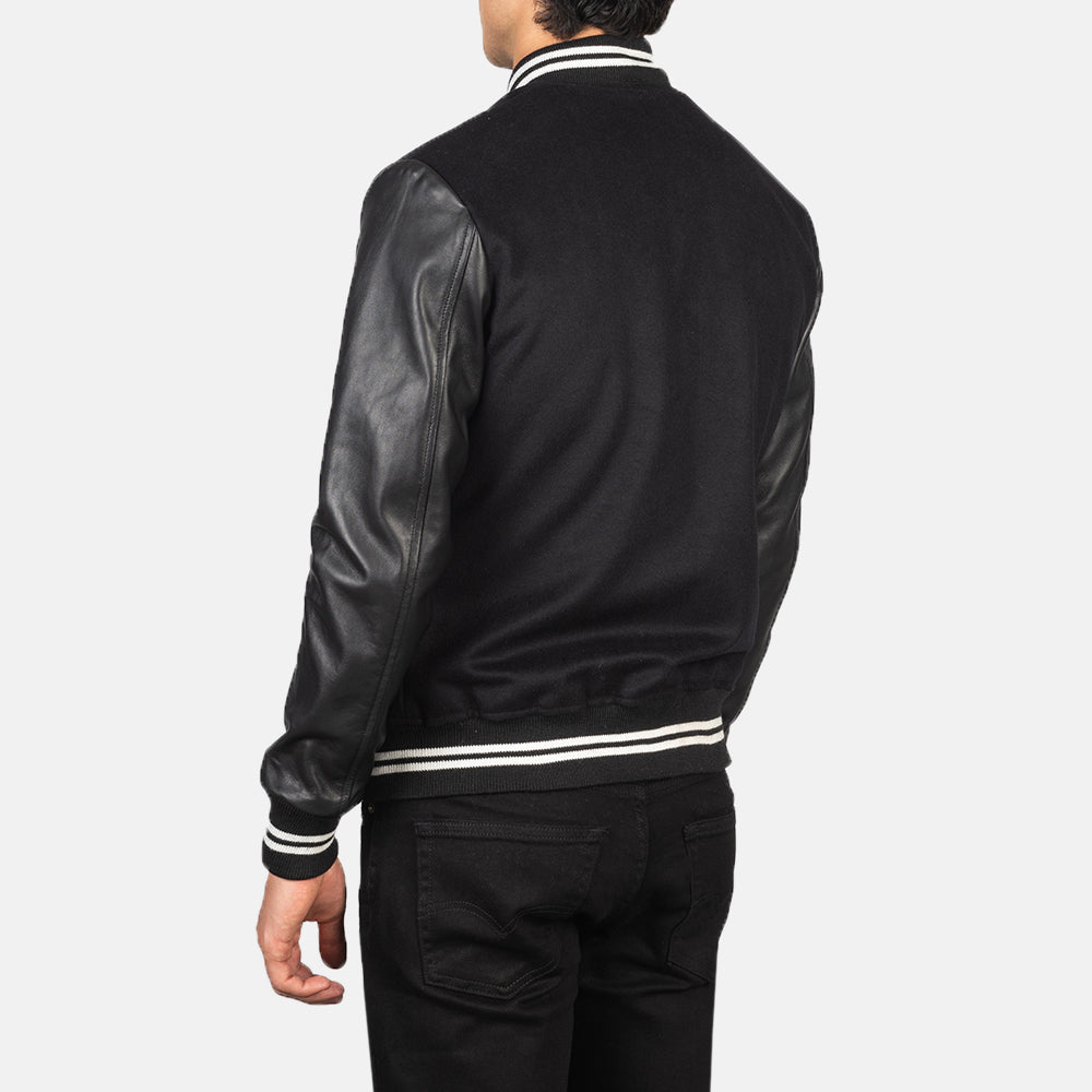
Authentic Sheepskin Leather with Semi-aniline Finish Grain Texture & Heavy-Duty Seam Stitching Detail
