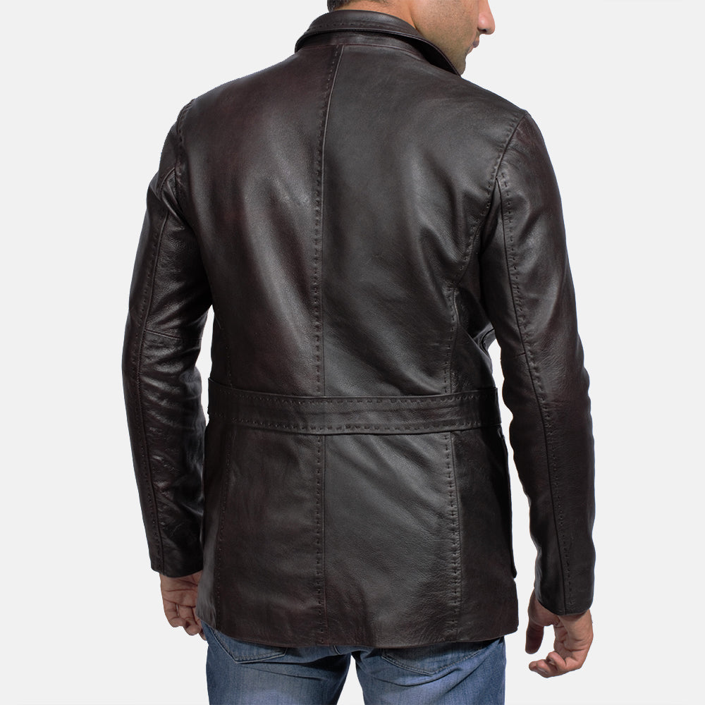 Men's Wine Sort Leather Blazer til Mænd - Lateral Side Profile View Showing Sleeve Cut &amp; Athletic Taper Fit
