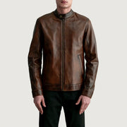 Zen Distressed Brun Læder Bikerjakke til Mænd - Lateral Side Profile View Showing Sleeve Cut &amp; Athletic Taper Fit
