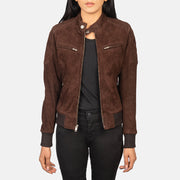 
Zenna Mocha Suede Bomber Jacket in Brown Goat Suede - Forfra med skræddersyet silhuet | Køb online